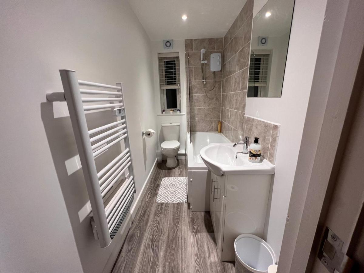 Superb Modern Flat In Northampton, Parking &Ev Διαμέρισμα Εξωτερικό φωτογραφία