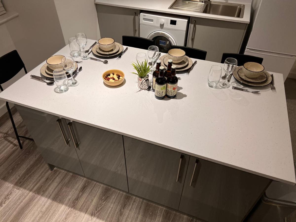 Superb Modern Flat In Northampton, Parking &Ev Διαμέρισμα Εξωτερικό φωτογραφία
