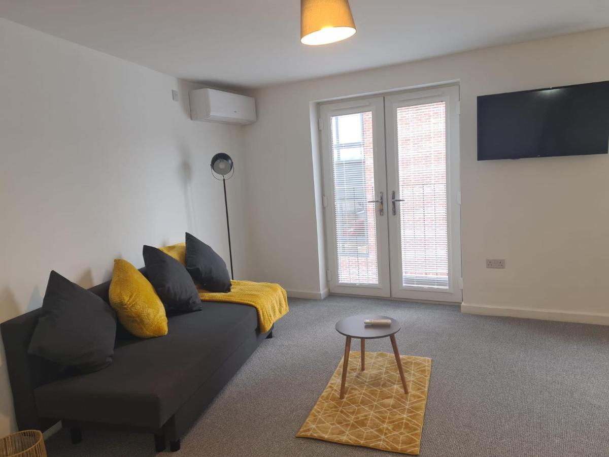 Superb Modern Flat In Northampton, Parking &Ev Διαμέρισμα Εξωτερικό φωτογραφία